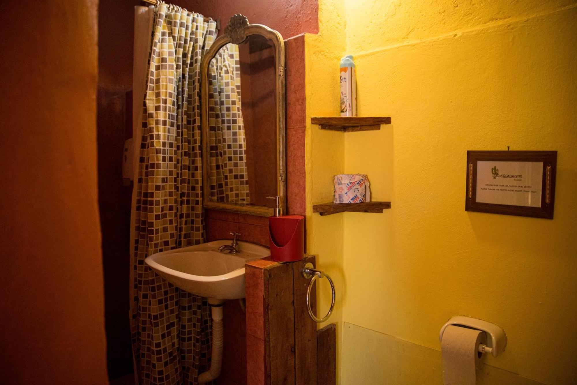 Hostel La Humahuacasa מראה חיצוני תמונה